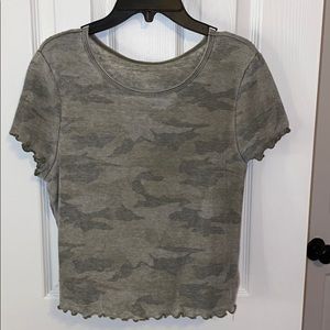 camo American Eagle top!